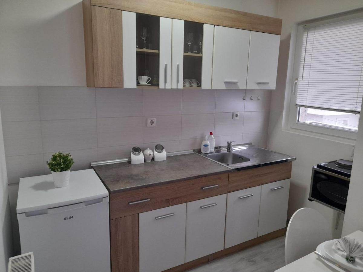 Family Apartmani Le Leskovac  Kültér fotó