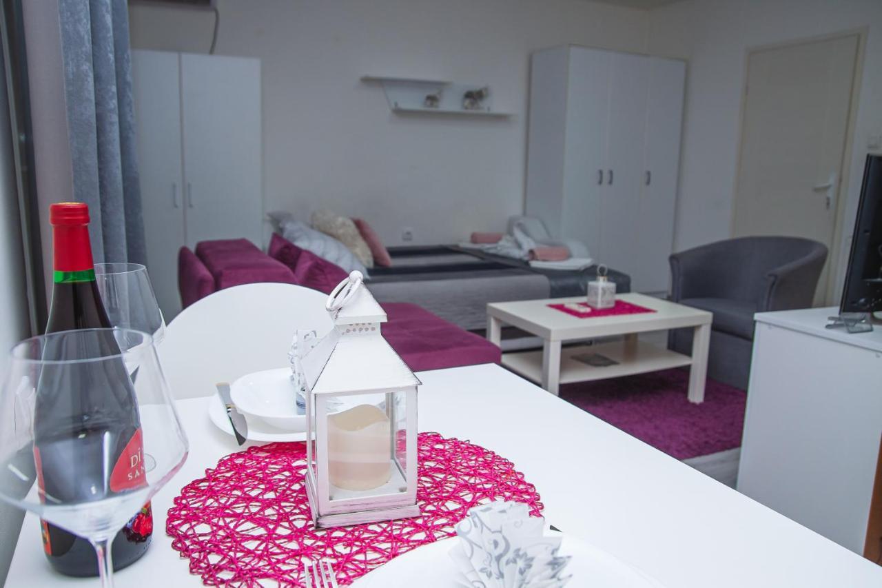 Family Apartmani Le Leskovac  Kültér fotó