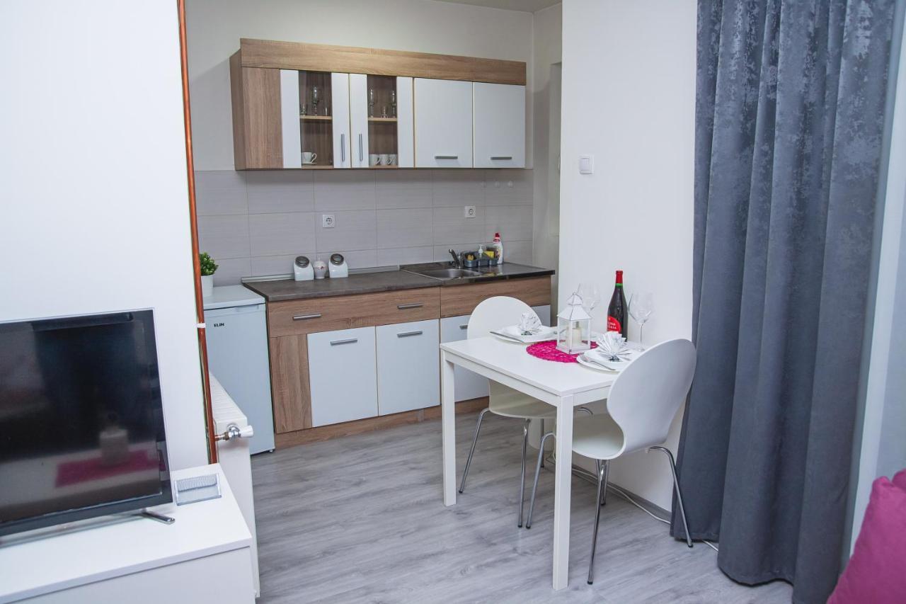 Family Apartmani Le Leskovac  Kültér fotó
