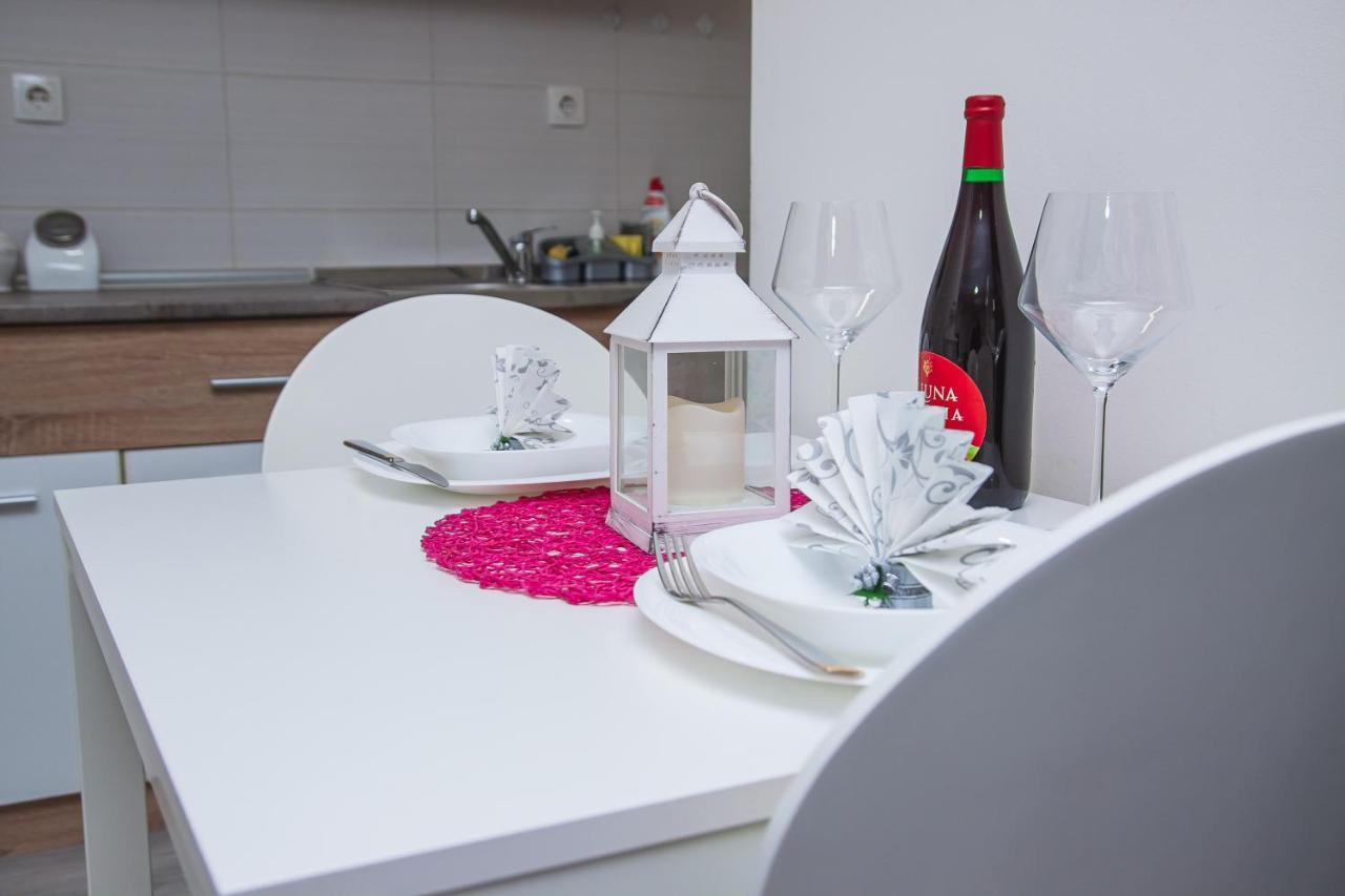 Family Apartmani Le Leskovac  Kültér fotó