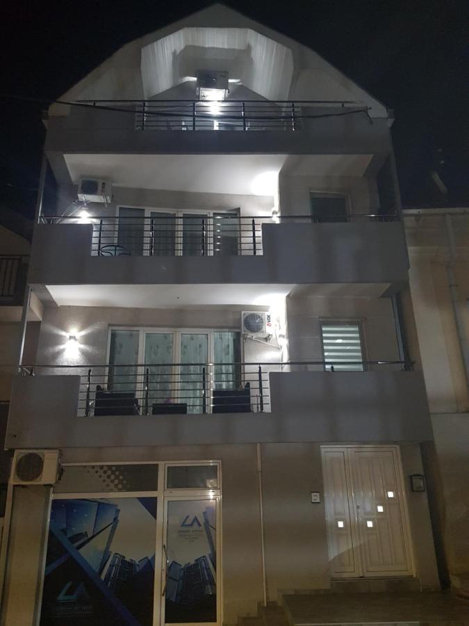 Family Apartmani Le Leskovac  Kültér fotó